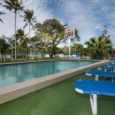 Coral Towers Holiday Suites Cairns Exterior photo