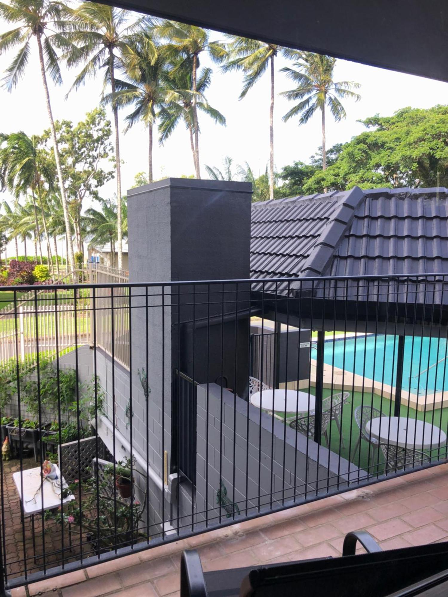 Coral Towers Holiday Suites Cairns Exterior photo